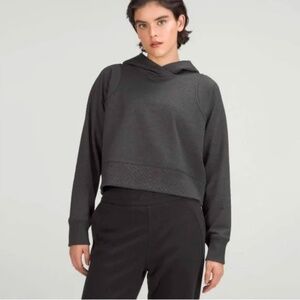 Lululemon Loungeful Cropped Hoodie *Spark
Black